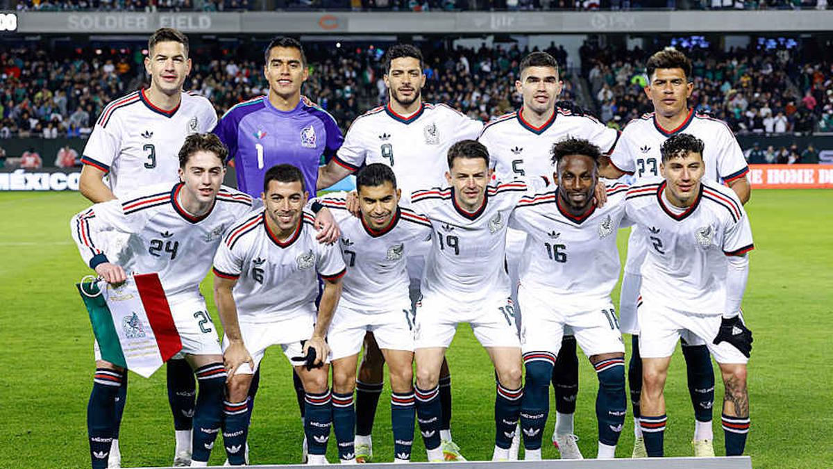  Mexico boasts the luxury of home advantage. | KAMIL KRZACZYNSKI/AFP/Getty Images. 