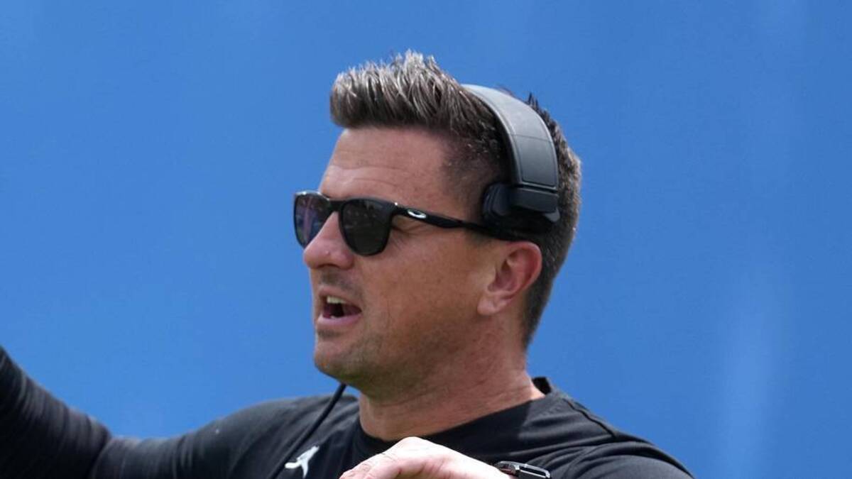  May 2, 2026; Pasadena, CA, USA; UCLA Bruins coach Bob Chesney reacts during the spring game at Rose Bowl. Mandatory Credit: Kirby Lee-Imagn Images | Kirby Lee-Imagn Images 