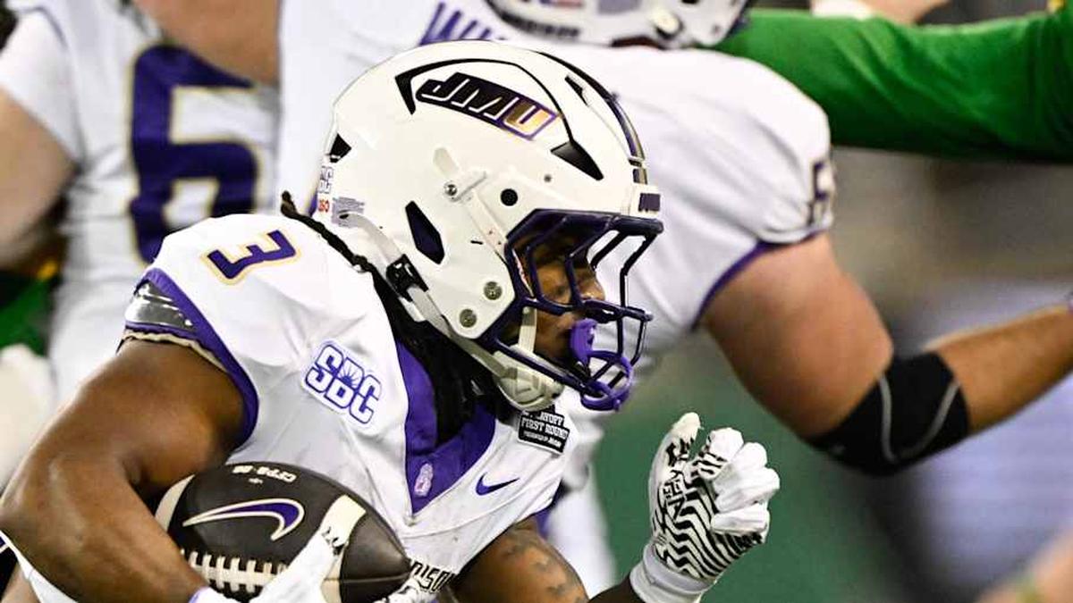  Dec 20, 2025; Eugene, OR, USA; James Madison Dukes running back Wayne Knight (3) rushes during the second quarter against the Oregon Ducks at Autzen Stadium. Mandatory Credit: Troy Wayrynen-Imagn Images | Troy Wayrynen-Imagn Images 