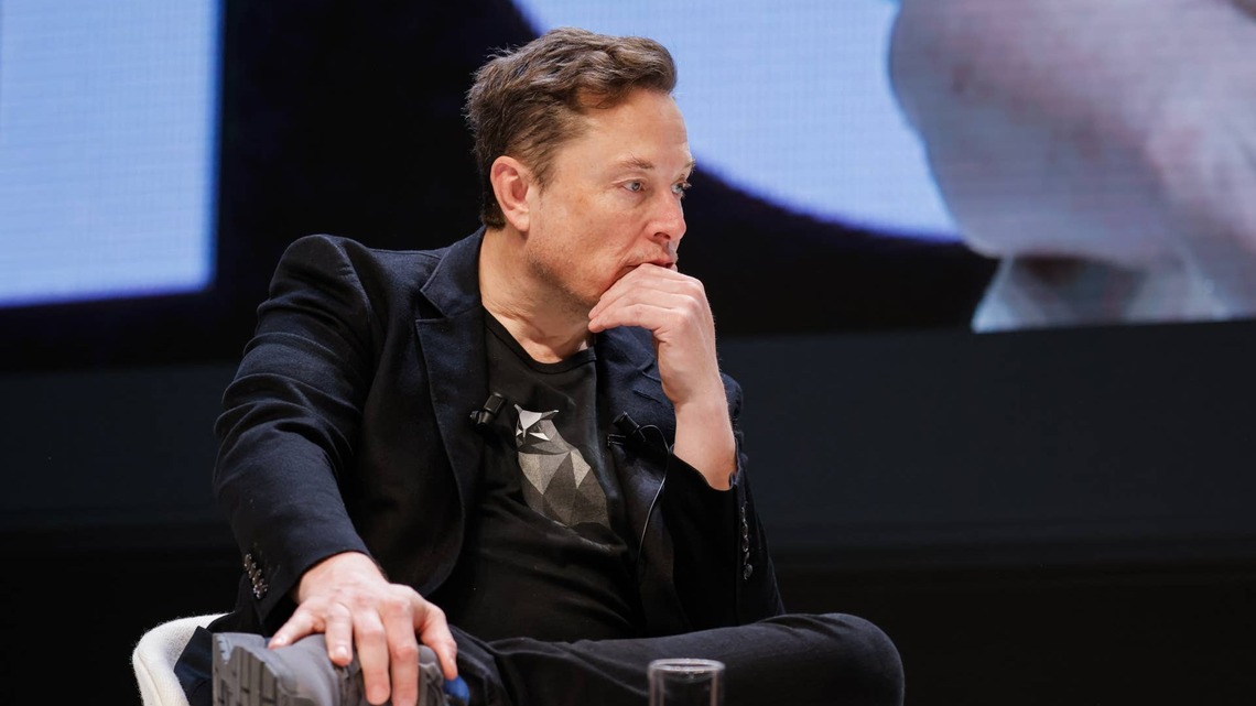 SpaceX shares soar on possible tie-up with Tesla