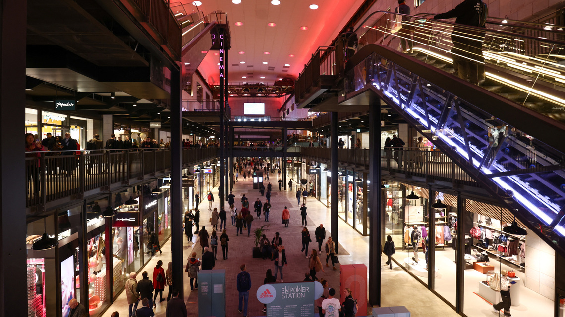 UK shop price inflation slows despite costs pressures, BRC says