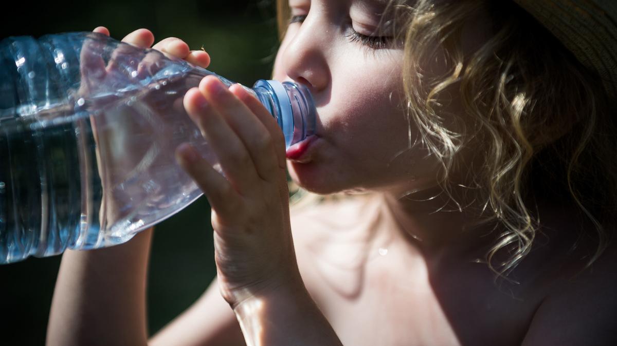 Making water your primary beverage is a healthy choice.
