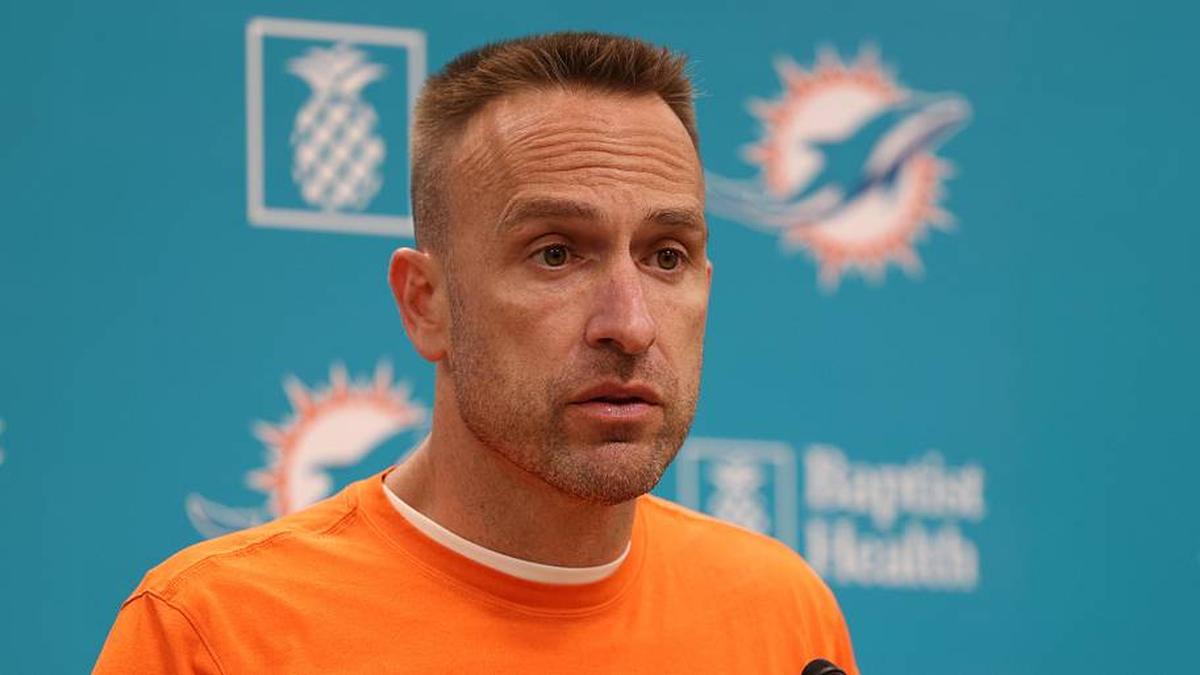  Jun 2, 2026; Miami Gardens, FL, USA; Miami Dolphins head coach Jeff Hafley speaks during the press conference for mini camp at Baptist Health Training Complex. Mandatory Credit: Isabella Frias-Imagn Images | Isabella Frias-Imagn Images 