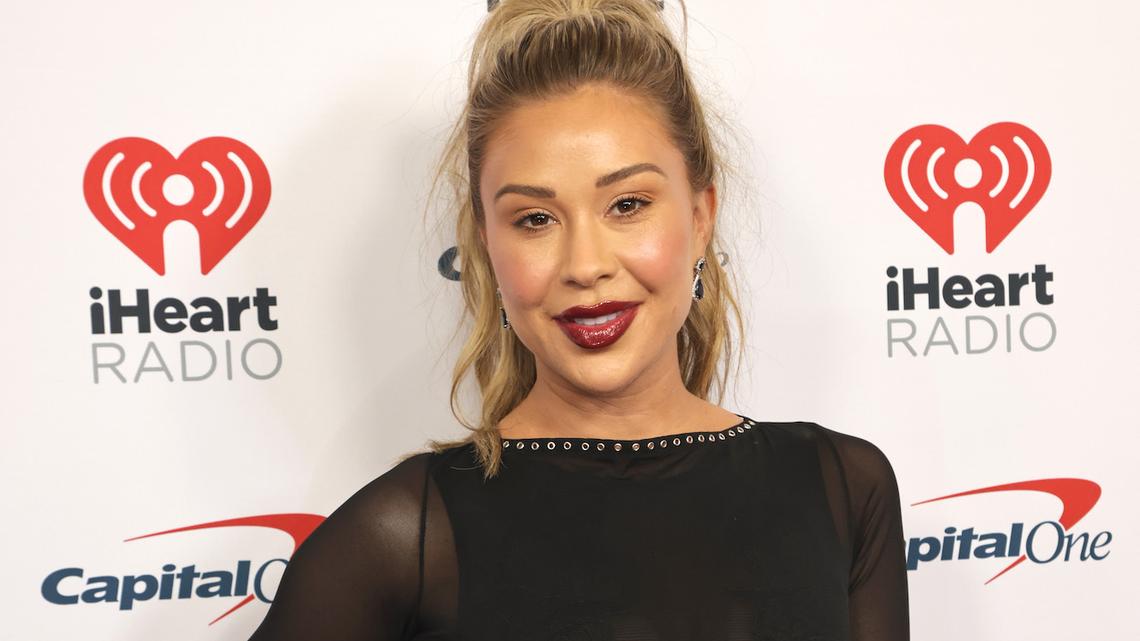 Bachelorette's Gabby Windey Reveals How She Realized She Was a Lesbian 