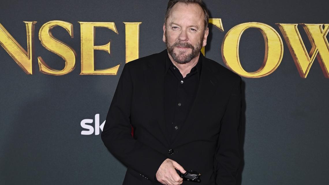 Kiefer Sutherland Cancels U.S. Leg of Tour Due to 'Very Low Ticket Sales' 