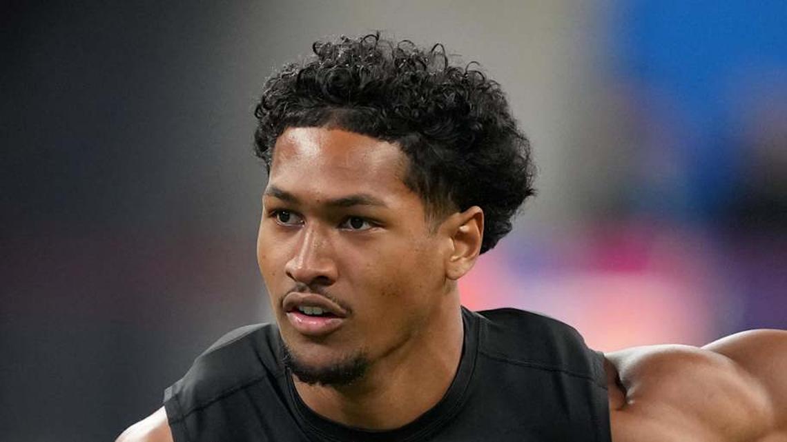  Feb 27, 2026; Indianapolis, IN, USA; San Diego State defensive back Chris Johnson (DB17) during the NFL Scouting Combine at Lucas Oil Stadium. Mandatory Credit: Kirby Lee-Imagn Images | Kirby Lee-Imagn Images 