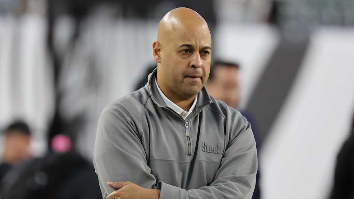  Oct 16, 2025; Cincinnati, Ohio, USA; Pittsburgh Steelers general manager Omar Khan looks on during warmups before the game against the Cincinnati Bengals at Paycor Stadium. Mandatory Credit: Joseph Maiorana-Imagn Images | Joseph Maiorana-Imagn Images 