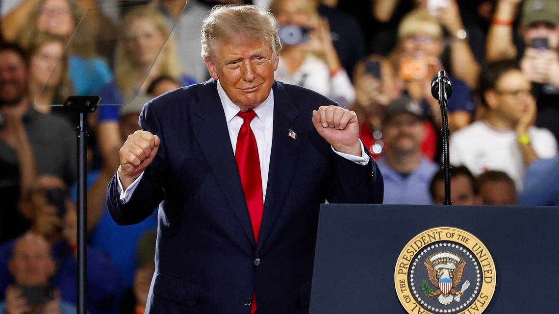 Reuters/Ipsos poll: Voters prefer Dems over GOP on economy for first time in a decade