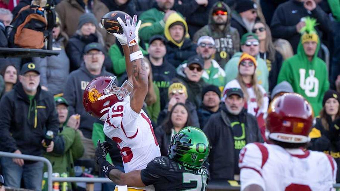  USC's Tanook HInes rose high to catch this touchdown pass, but he couldn't save the Trojans from 42–27 defeat against Oregon in 2025. | Ben Lonergan/The Register-Guard / USA TODAY NETWORK via Imagn Images 