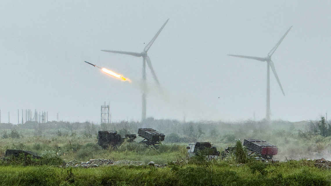 Taiwan simulates destroying an invading Chinese force in coastal drill 