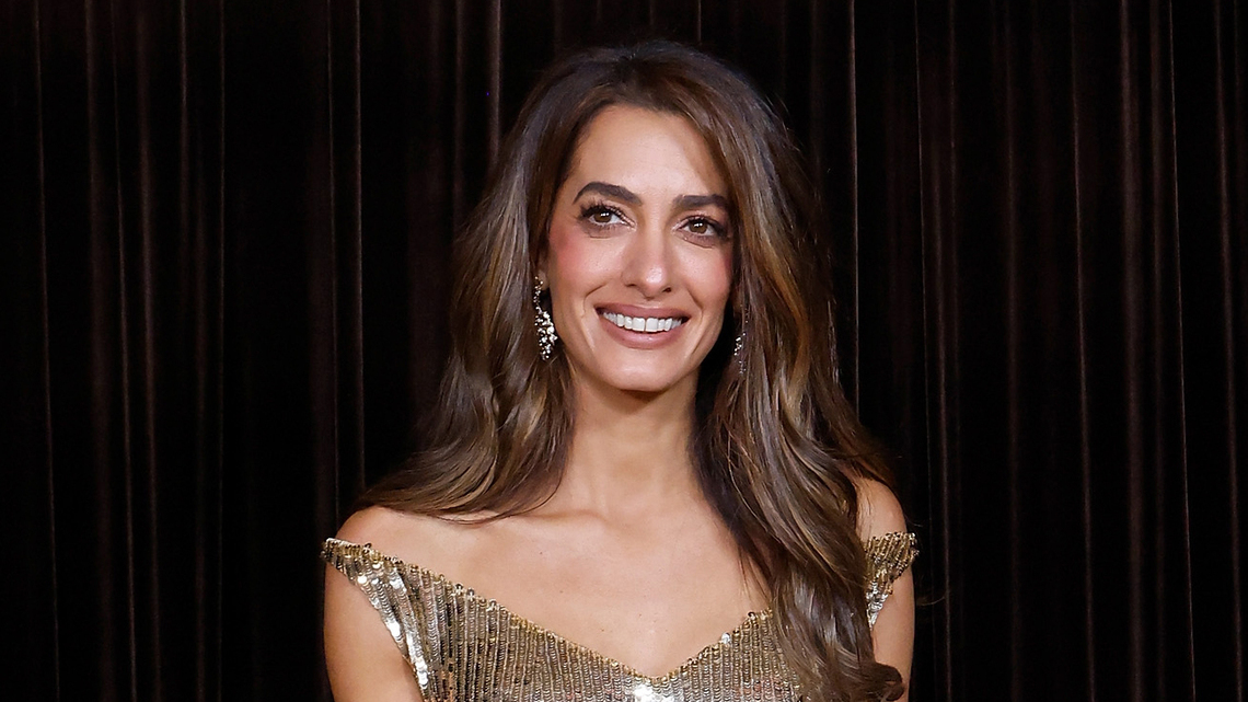 Amal Clooney Is Making Light-Wash Jeans Cool Again - Shop a Similar Pair 