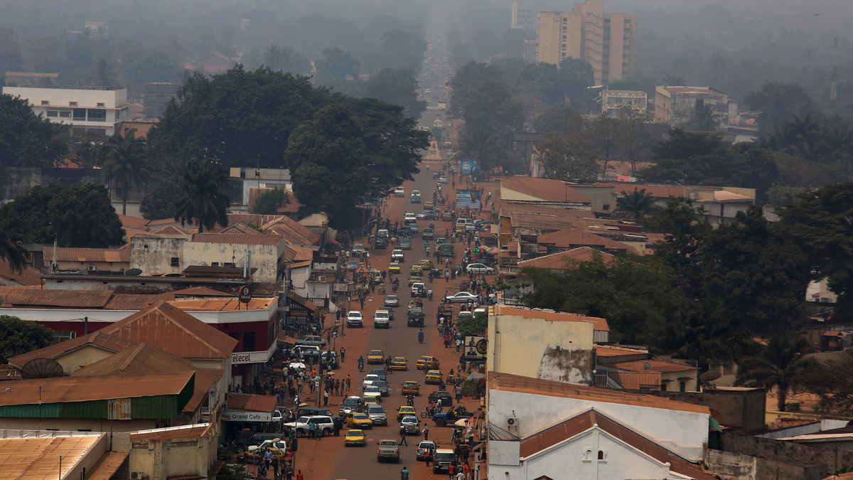 FILE PHOTO: A general view shows a part of the capital Bangui, Central African Republic, February 16, 2016. REUTERS/Siegfried Modola