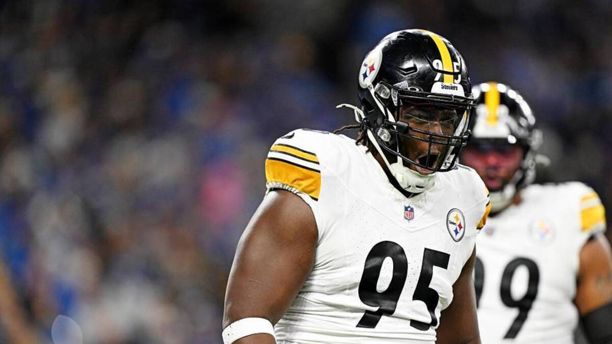  Dec 21, 2025; Detroit, Michigan, USA; Pittsburgh Steelers defensive tackle Keeanu Benton (95) celebrates after a sack during the first quarter against the Detroit Lions at Ford Field. Mandatory Credit: Lon Horwedel-Imagn Images | Lon Horwedel-Imagn Images 