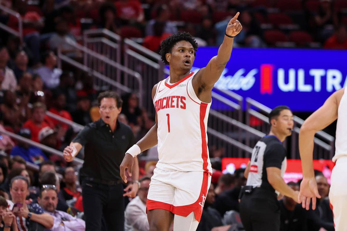  Houston Rockets guard Amen Thompson (1) Credit: Troy Taormina-Imagn Images