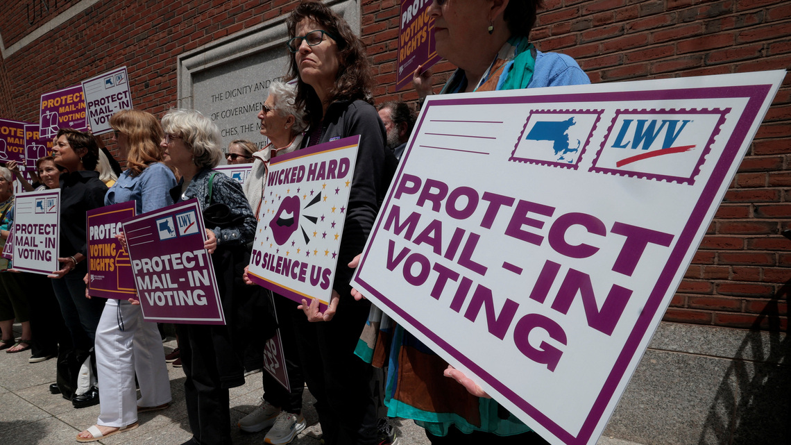 Judge blocks US Postal Service from restricting mail-in voting 