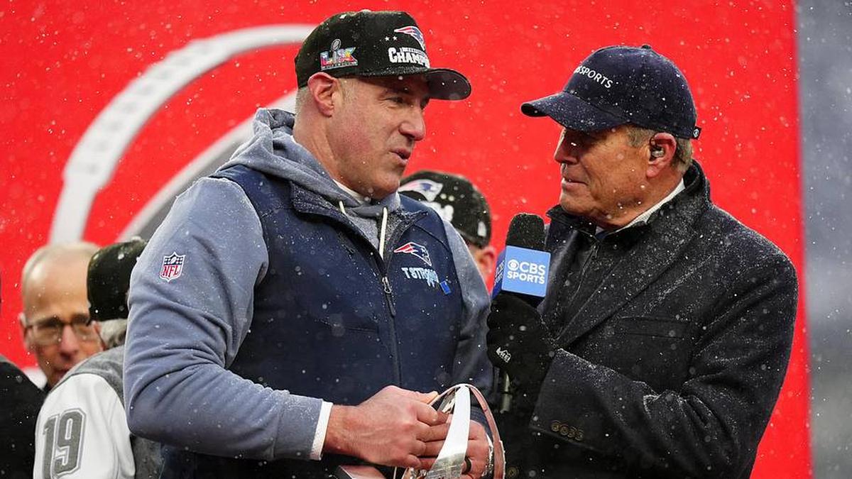  Jan 25, 2026; Denver, CO, USA; New England Patriots head coach Mike Vrabel speaks to the media after defeating the Denver Broncos in the 2026 AFC Championship Game at Empower Field at Mile High. Mandatory Credit: Ron Chenoy-Imagn Images | Ron Chenoy-Imagn Images 