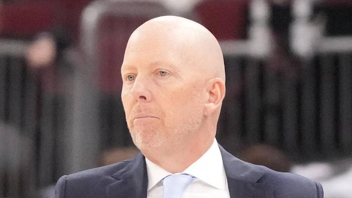  Mar 12, 2026; Chicago, IL, USA; UCLA Bruins head coach Mick Cronin gestures to his team against the Rutgers Scarlet Knights during the first half at United Center. Mandatory Credit: David Banks-Imagn Images | David Banks-Imagn Images 