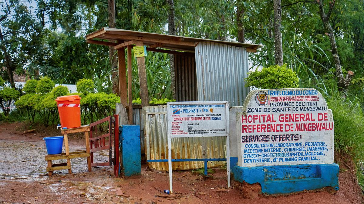 A signage sits at the Mongbwalu General Referral Hospital, as aid agencies intensify efforts to contain an Ebola outbreak caused by the Bundibugyo virus in Mongbwalu, Democratic Republic of Congo, May 23, 2026. REUTERS/Gradel Muyisa Mumbere