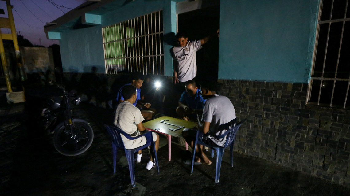 Beaten Venezuelans brace for more severe power, water cuts as El Niño looms 