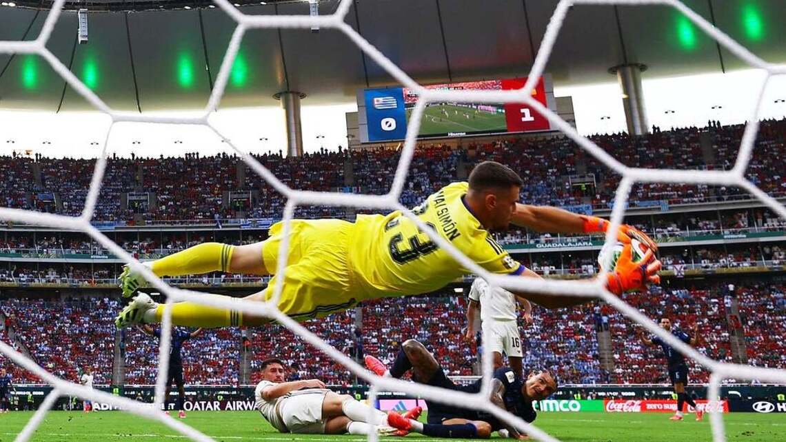 Stingy Spain takes scoreless streak into quarterfinals against Belgium