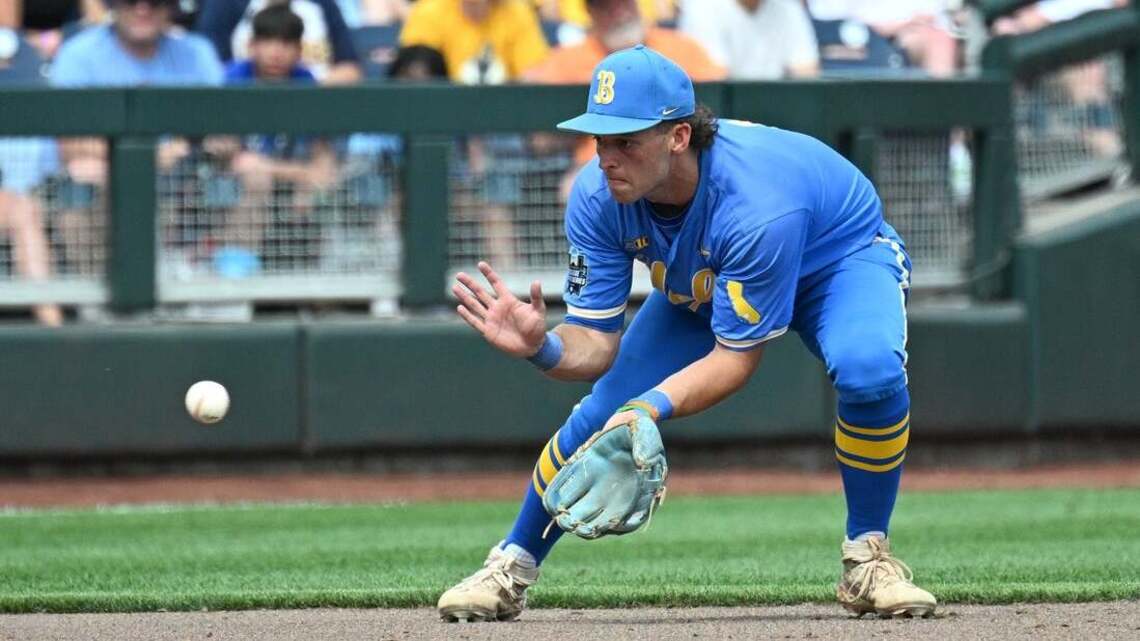 White Sox draft UCLA SS Roch Cholowsky at No. 1