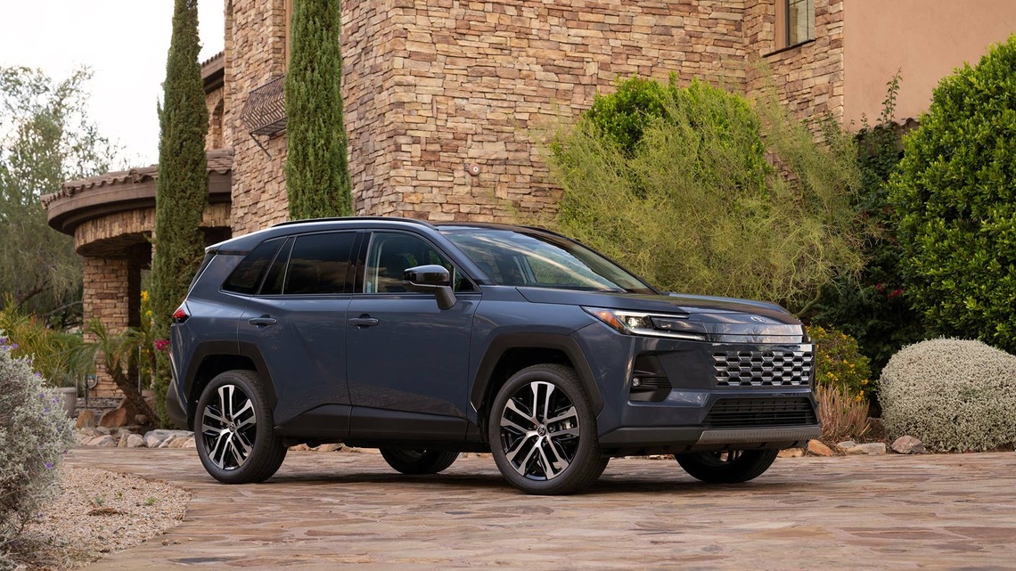 We Compared the 2026 Toyota RAV4 and Honda CR-V. One Comes Out Ahead 