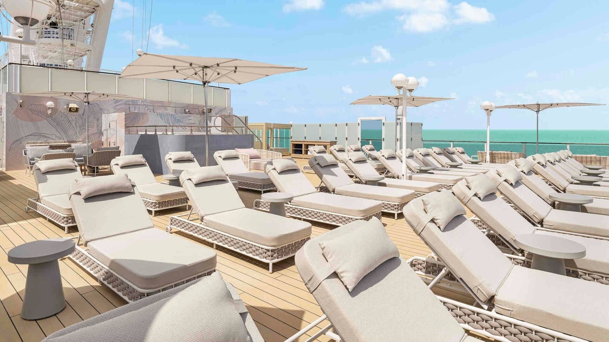  Passes for Norwegian's adults-only Vibe Beach Club are very popular on Caribbean itineraries. 