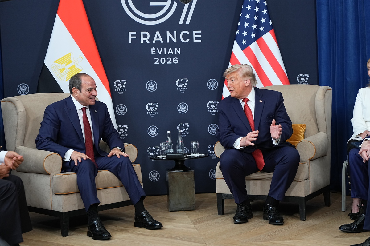 President Donald Trump speaks with President Abdel Fattah el-Sissi of Egypt in a bilateral meeting, during the G7 Summit in Evian-les-Bains, France, on Wednesday, June 17, 2026. (Haiyun Jiang/The New York Times)