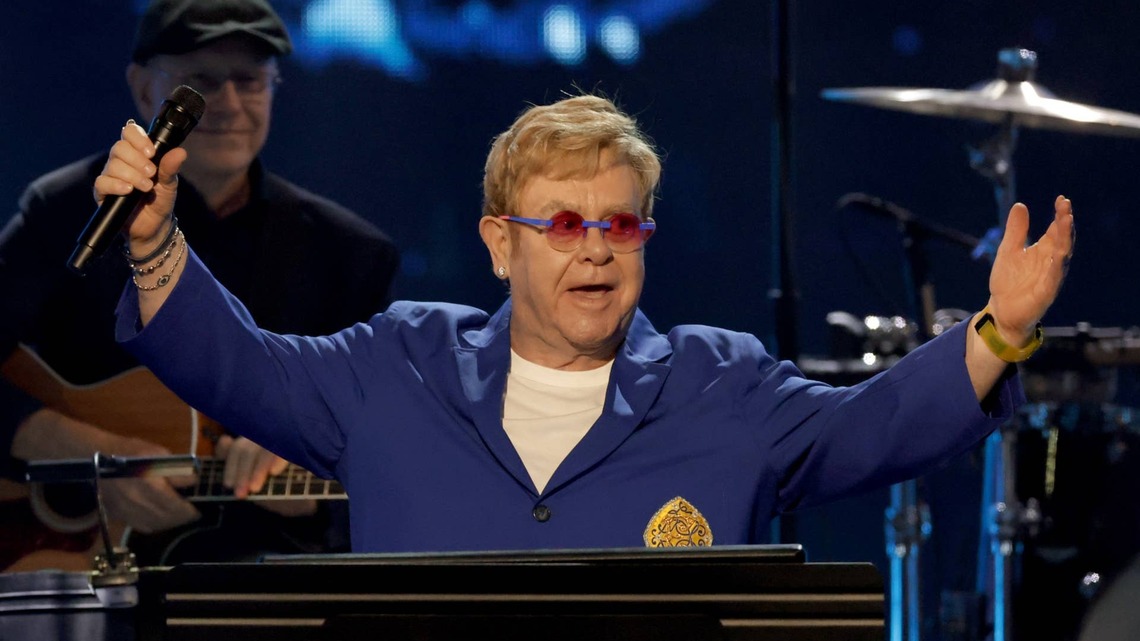 Legendary '70s Singer, Ranked One of the Greatest Ever, Celebrates Massive Milestone 