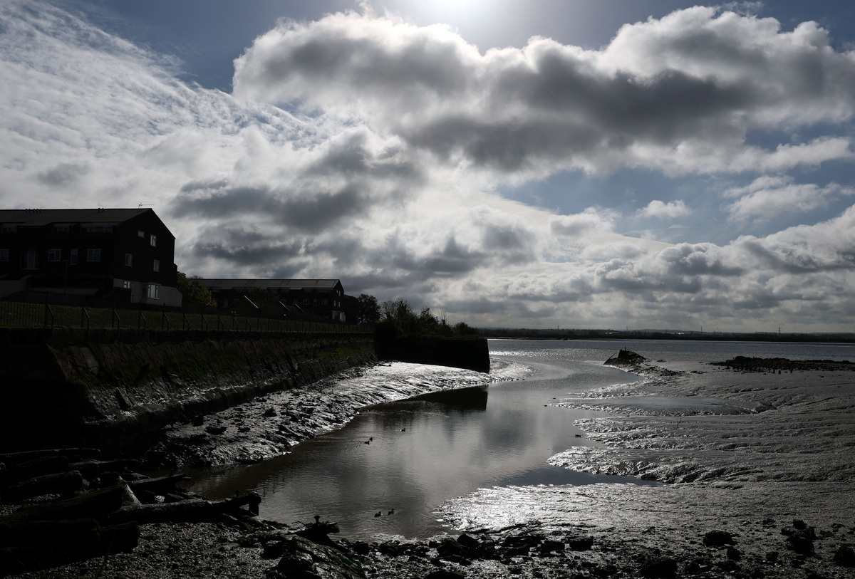 Down by the River Thames, a failure to build holds back Britain's ...