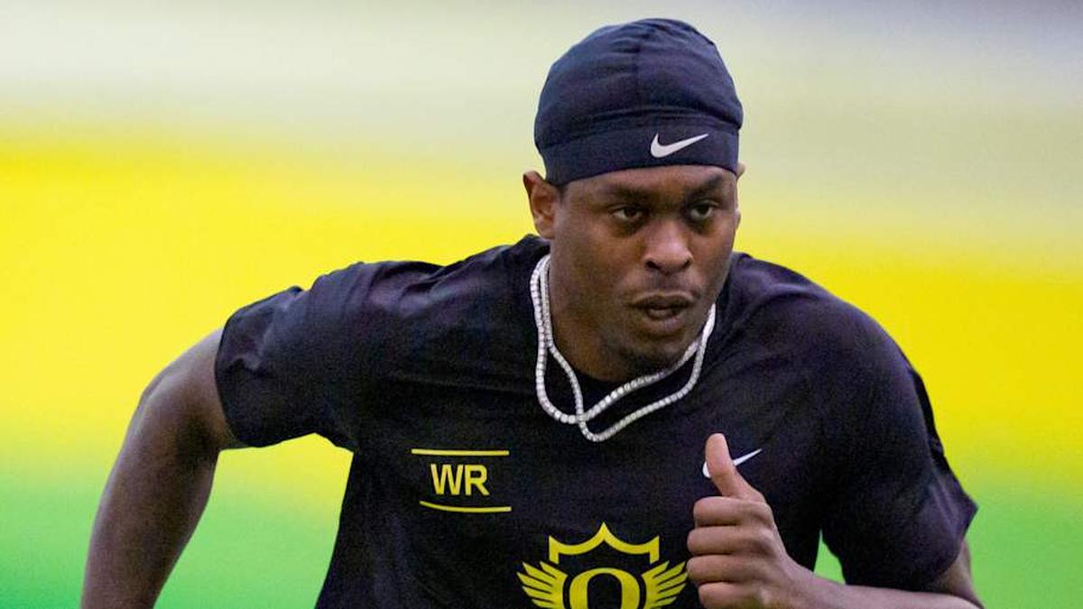  Oregon wide receiver Malik Benson runs during Oregon Pro Day on March 17, 2026, at the Moshofsky Center in Eugene, Oregon. | Ben Lonergan/The Register-Guard / USA TODAY NETWORK via Imagn Images 