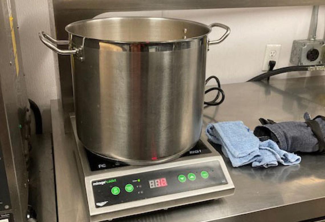  Hannah Wallace for Reasons to be Cheerful 