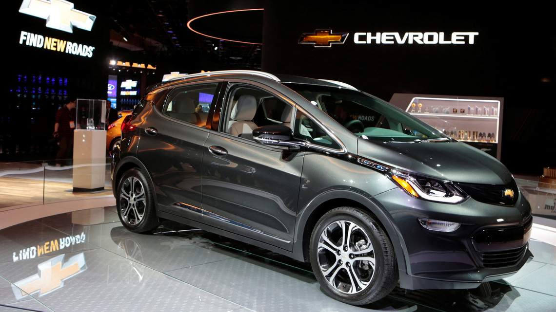 GM's pint-sized Bolt EV gets smaller production run 
