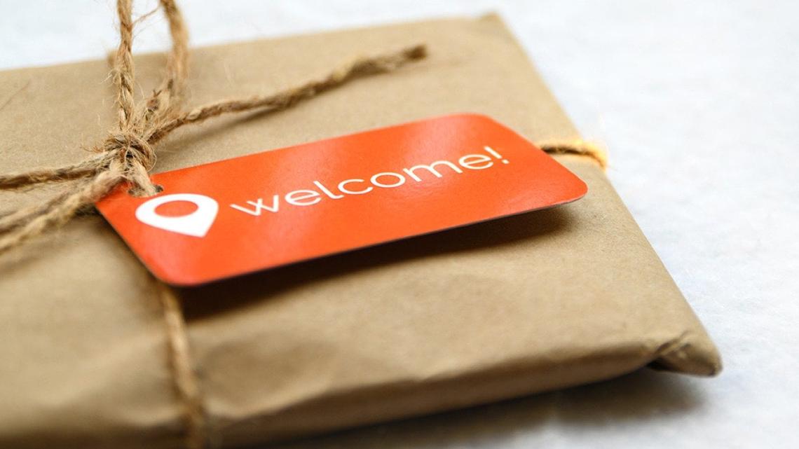 The welcome kit moment: Why timing and curation define your new hire’s first impression 