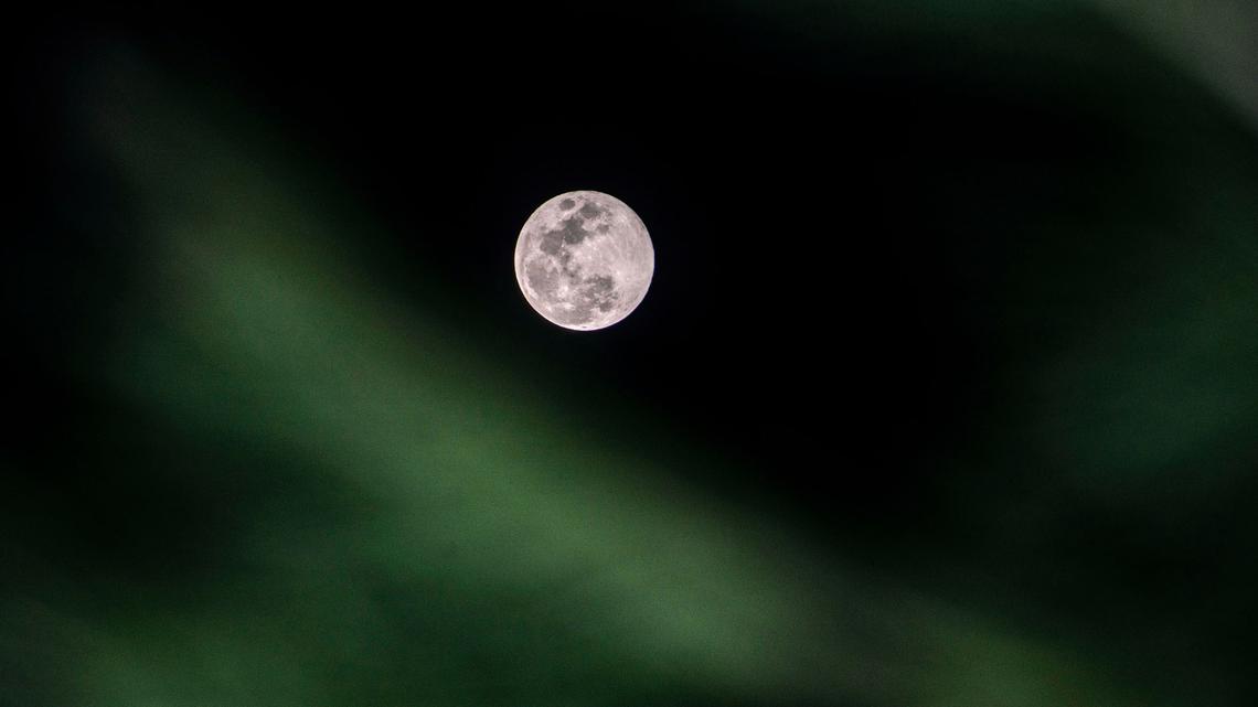 Here’s when to catch the full ‘corn’ moon and this year’s supermoons over PA