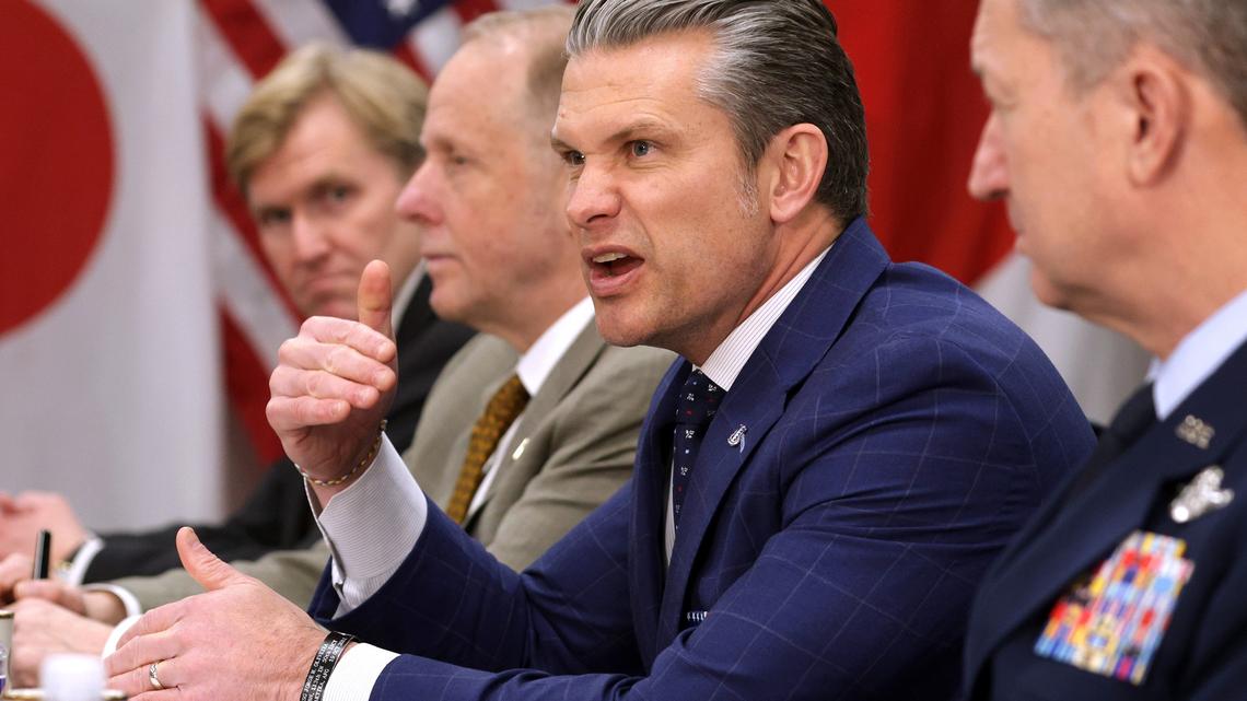 US warns Anthropic to allow unrestricted use of AI by military 