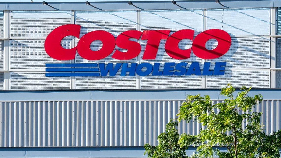 Costco's Sleek New Binoculars Are Perfect for Your Birdwatching Era