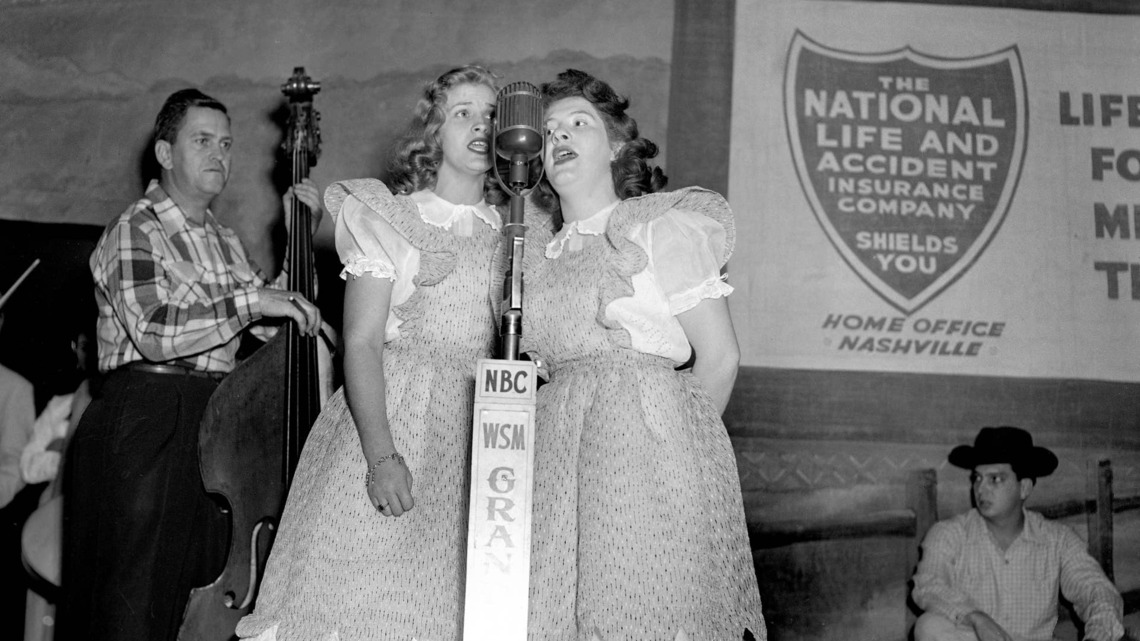 22 Years Ago Today, A Country Singer Died Who Paved The Way For Dolly Parton and Loretta Lynn 
