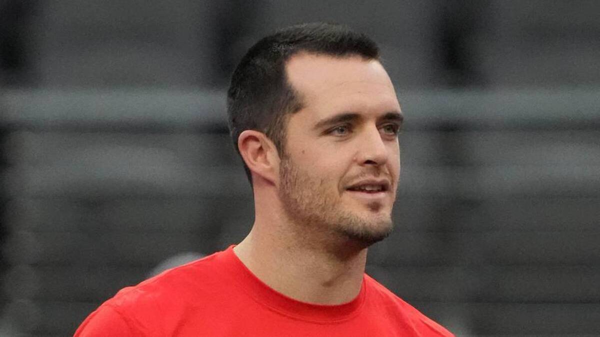  Feb 4, 2023; Paradise, NV, USA; AFC quarterback Derek Carr of the Las Vegas Raiders (4) during Pro Bowl Games practice at Allegiant Stadium. Mandatory Credit: Kirby Lee-Imagn Images | Kirby Lee-Imagn Images 