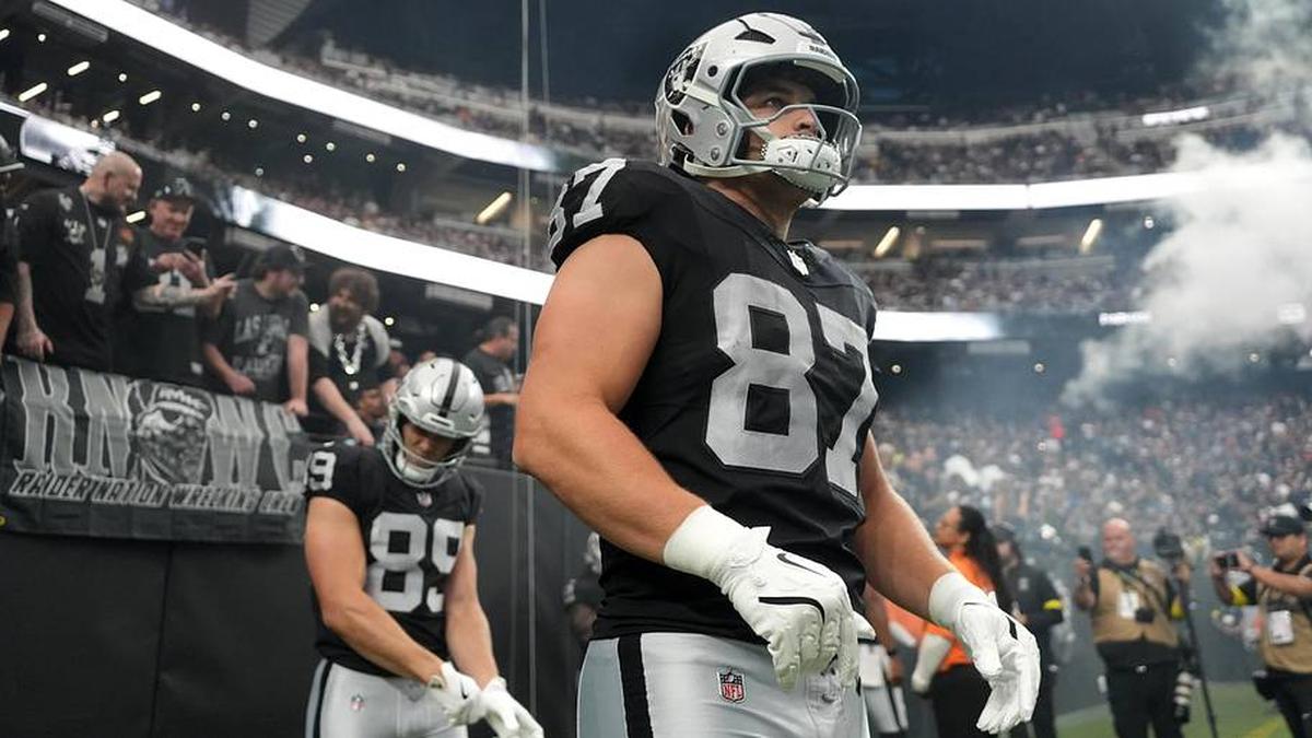  Nov 23, 2025; Paradise, Nevada, USA; Las Vegas Raiders tight end Michael Mayer (87) walks on field before the game against the Cleveland Browns at Allegiant Stadium. Mandatory Credit: Kirby Lee-Imagn Images | Kirby Lee-Imagn Images 