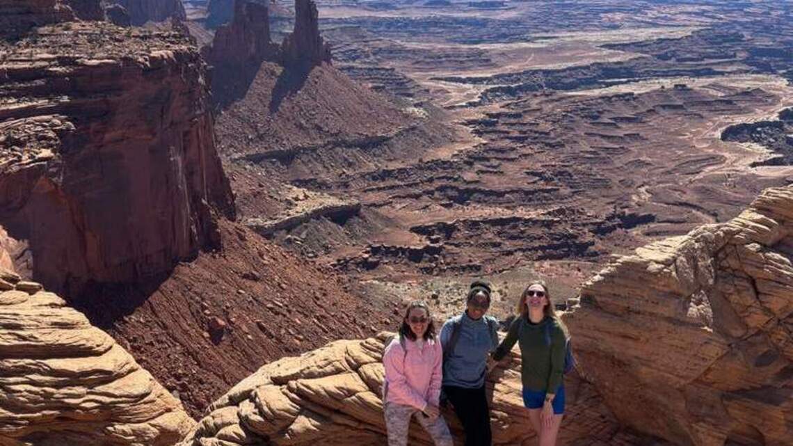 Eddie Bauer Adventure Club Moab Review: The Ultimate Gear-Friendly Basecamp Near Arches 