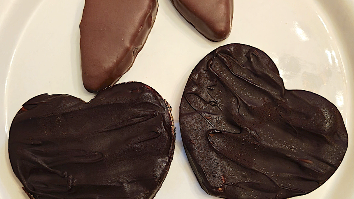 I Made Homemade Reese's Peanut Butter Hearts and They're Way Easier Than I Expected 