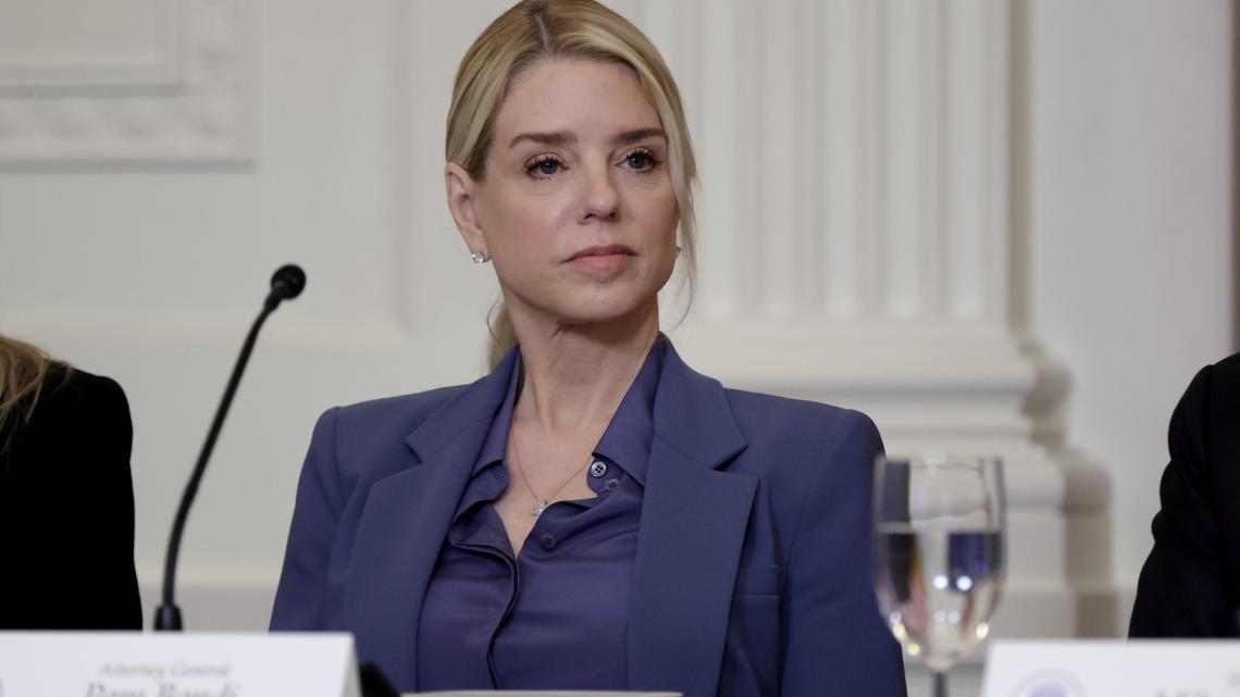Former Attorney General Pam Bondi Diagnosed With Thyroid Cancer 