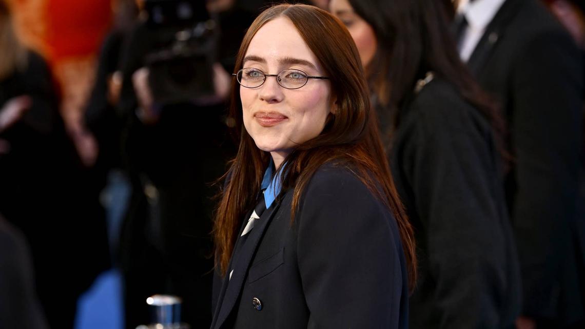 Billie Eilish Gets Honest About Living With Tourette Syndrome 