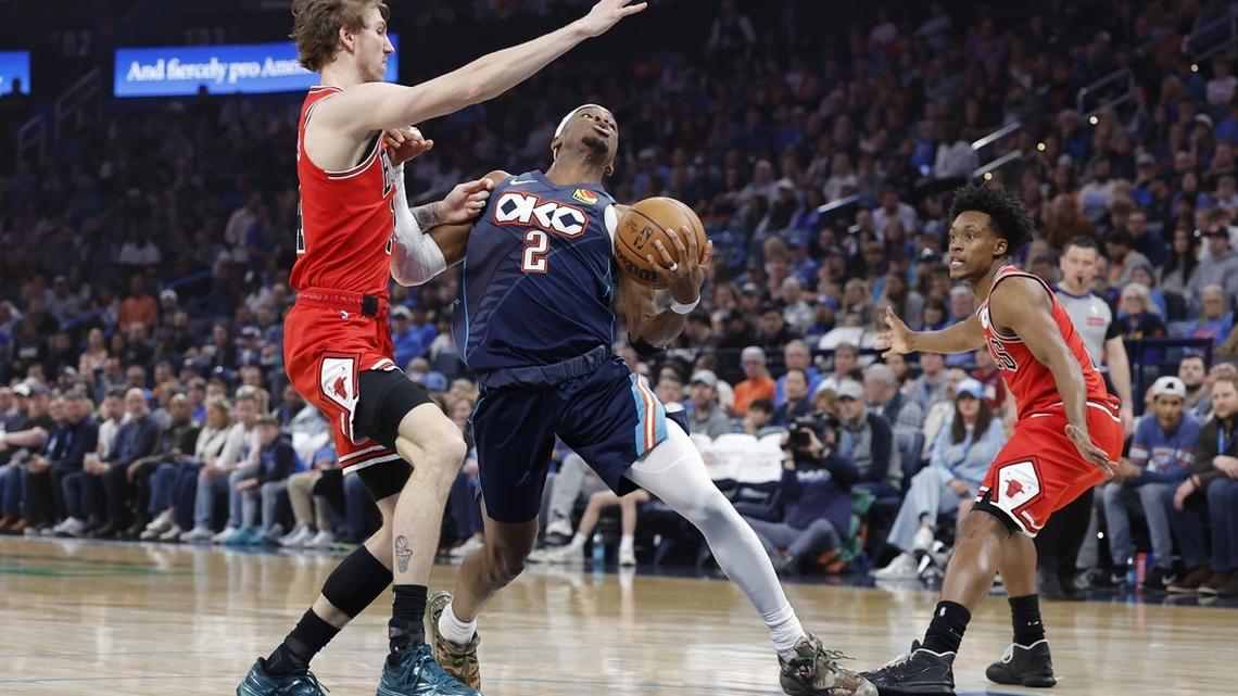 Thunder use 22-0 second-half run to rally past Bulls 