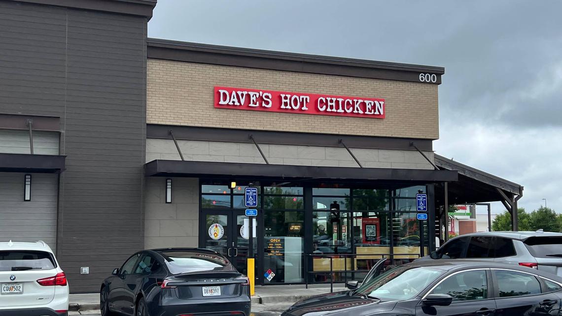 9 Dave's Hot Chicken Menu Items To Order-and 3 To Skip Entirely 