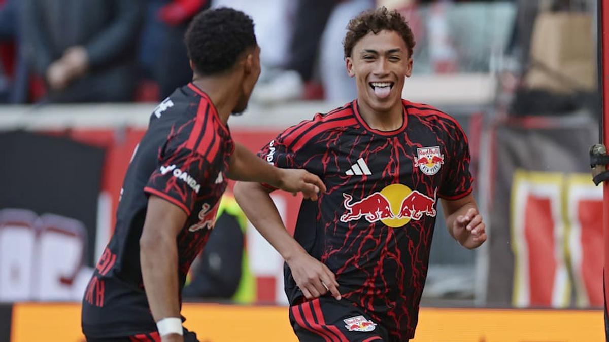  Julian Hall has enjoyed a standout start to the season. | Adam Hunger/Getty Images 