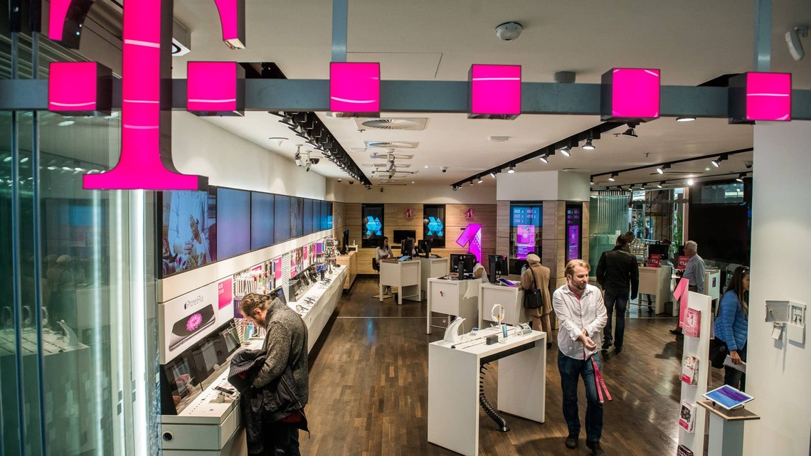 T-Mobile layoffs surpass 4,600 amid fight for customers
