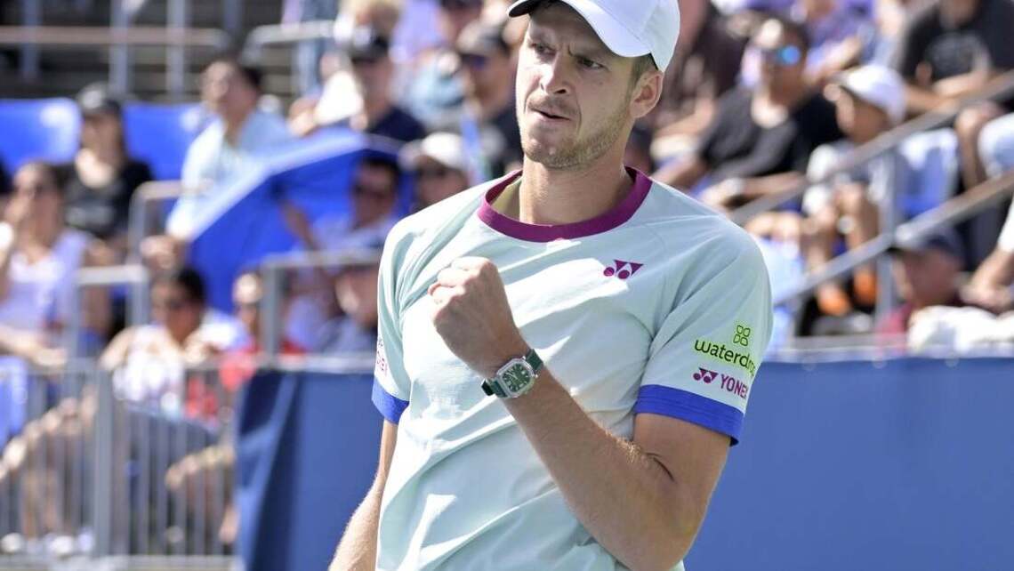 Hubert Hurkacz earns Shanghai date with Novak Djokovic 
