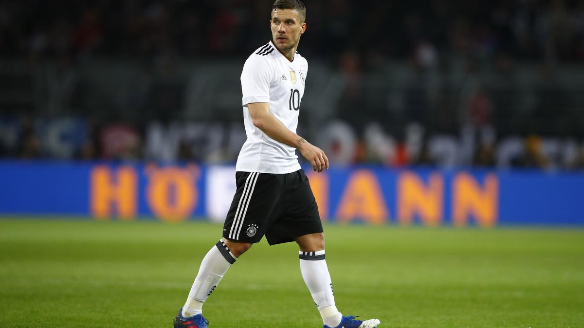 FILE PHOTO: Football Soccer - Germany v England - International Friendly - Signal-Iduna-Park, Dortmund, Germany - 22/3/17 Germany's Lukas Podolski. Reuters/Wolfgang Rattay/File Photo